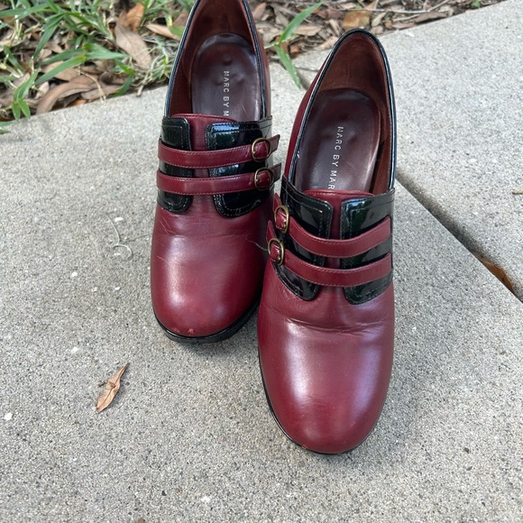 Maroon and black Marc Jacobs chunky heel - Picture 2 of 4